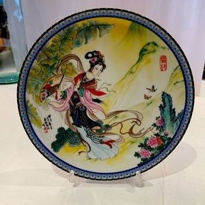 Collector Plate Pao-Chai